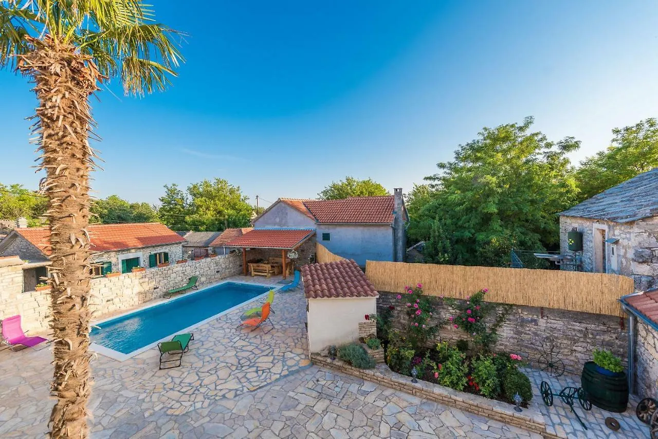 Villa Petrovi Dvori Zadarvillas Benkovac Chorvatsko