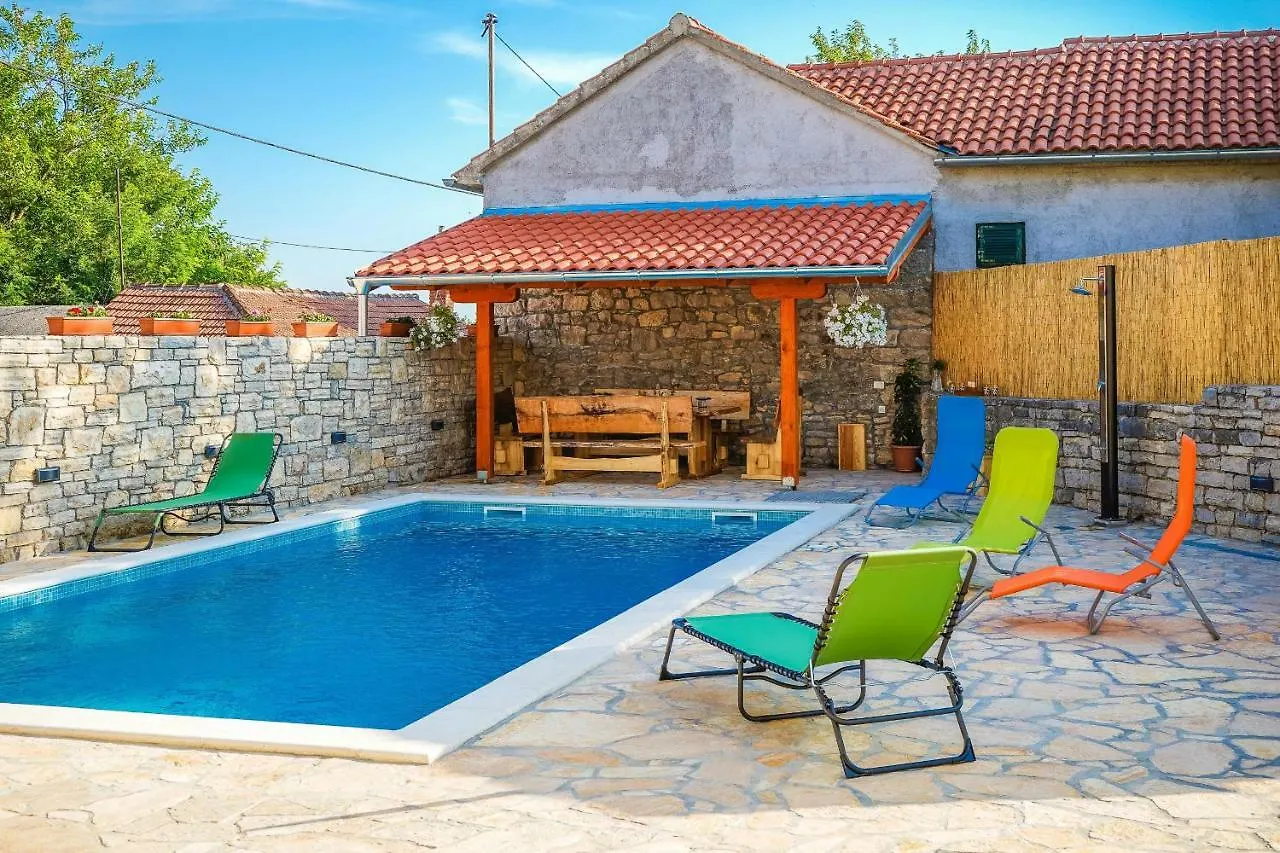 Villa Petrovi Dvori Zadarvillas Benkovac