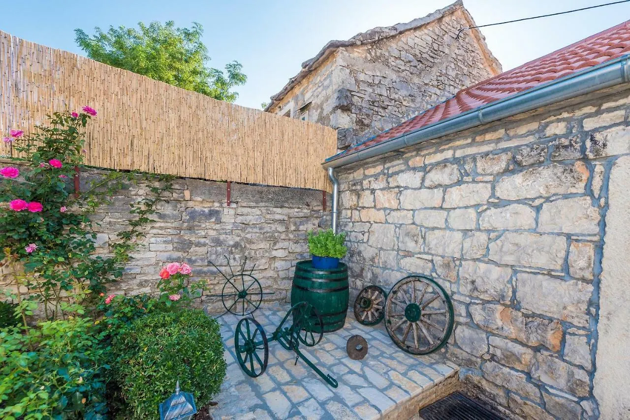 Villa Petrovi Dvori Zadarvillas Benkovac
